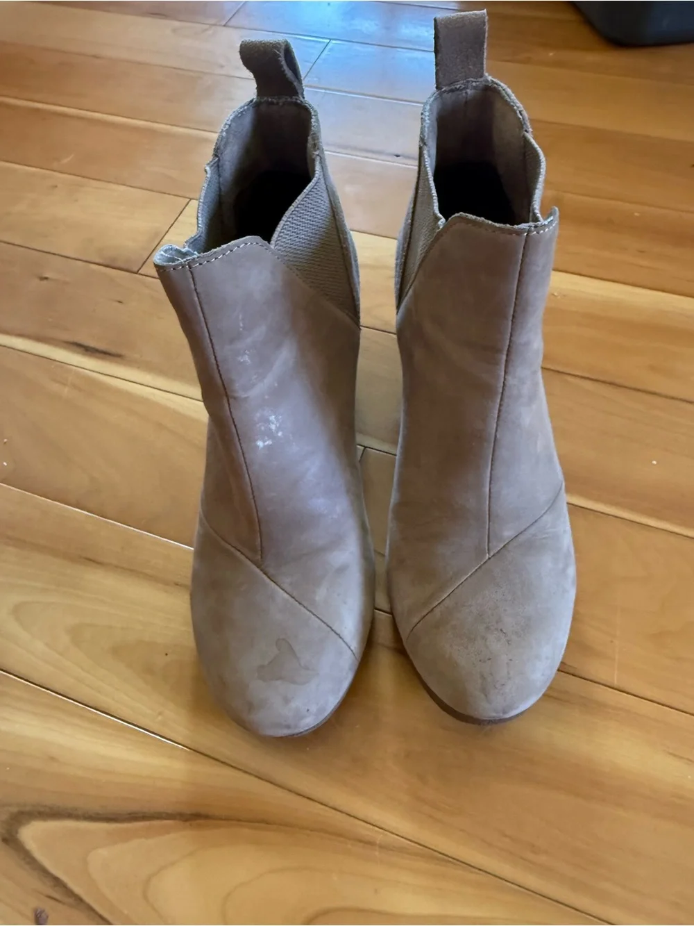 Toms Women's Ankle Booties in Light Taupe Suede